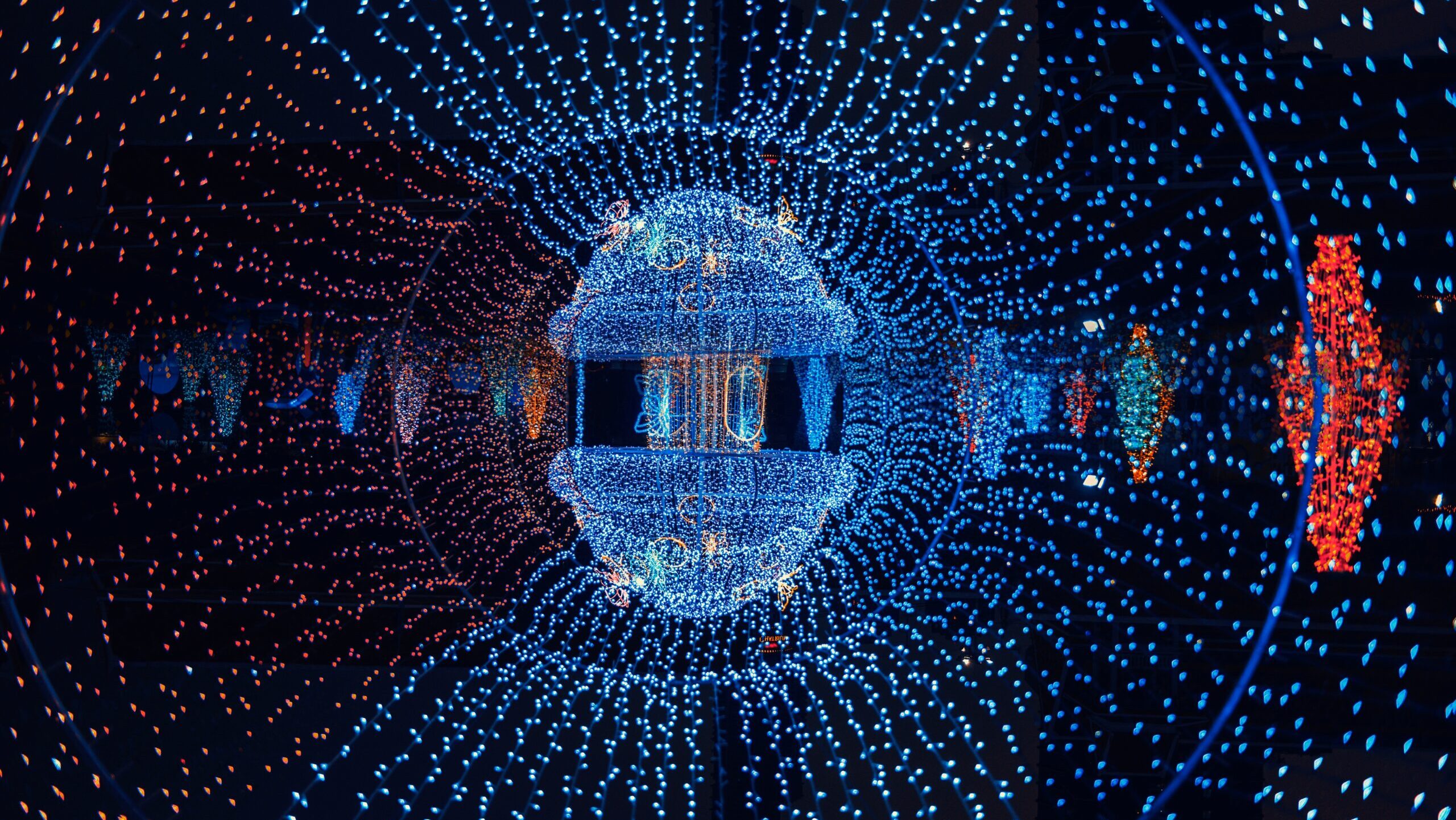 美國科技巨頭引領未來:AI、量子計算和區塊鏈領域的創新突破與全球競爭 2 the tunnel of bokeh lighting 2023 11 27 05 28 39 utc scaled e1730444021992