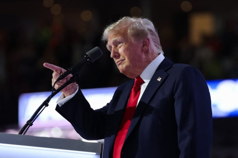 川普勝選引爆美股！道瓊漲3.57% 比特幣創歷史新高 市場波動劇烈